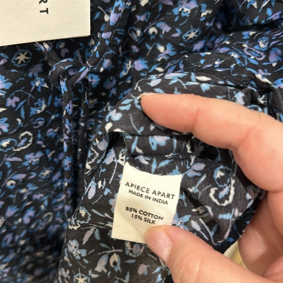 NWT APIECEAPART Leafy Floral blouse L size - Picture 5 of 9
